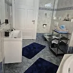 アパート Elegante Altbauwohnung Mit Schlossblick Und Parkplatz