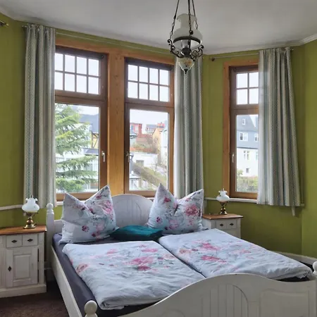 アパート Elegante Altbauwohnung Mit Schlossblick Und Parkplatz *