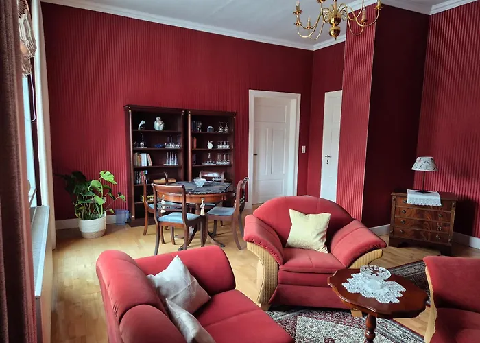 Elegante Altbauwohnung Mit Schlossblick Und Parkplatz Wernigerode