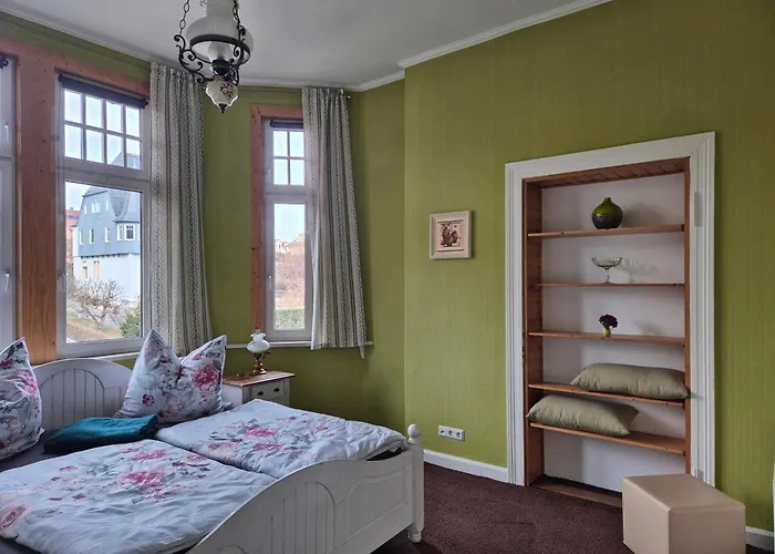 Elegante Altbauwohnung Mit Schlossblick Und Parkplatz Wernigerode