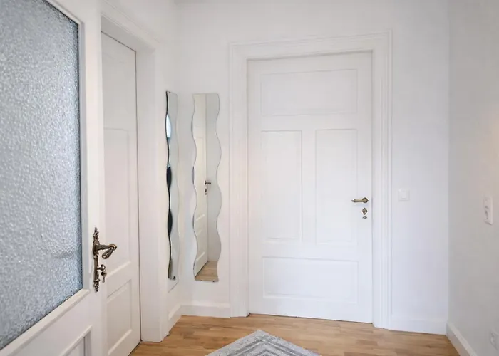 Elegante Altbauwohnung Mit Schlossblick Und Parkplatz * Wernigerode